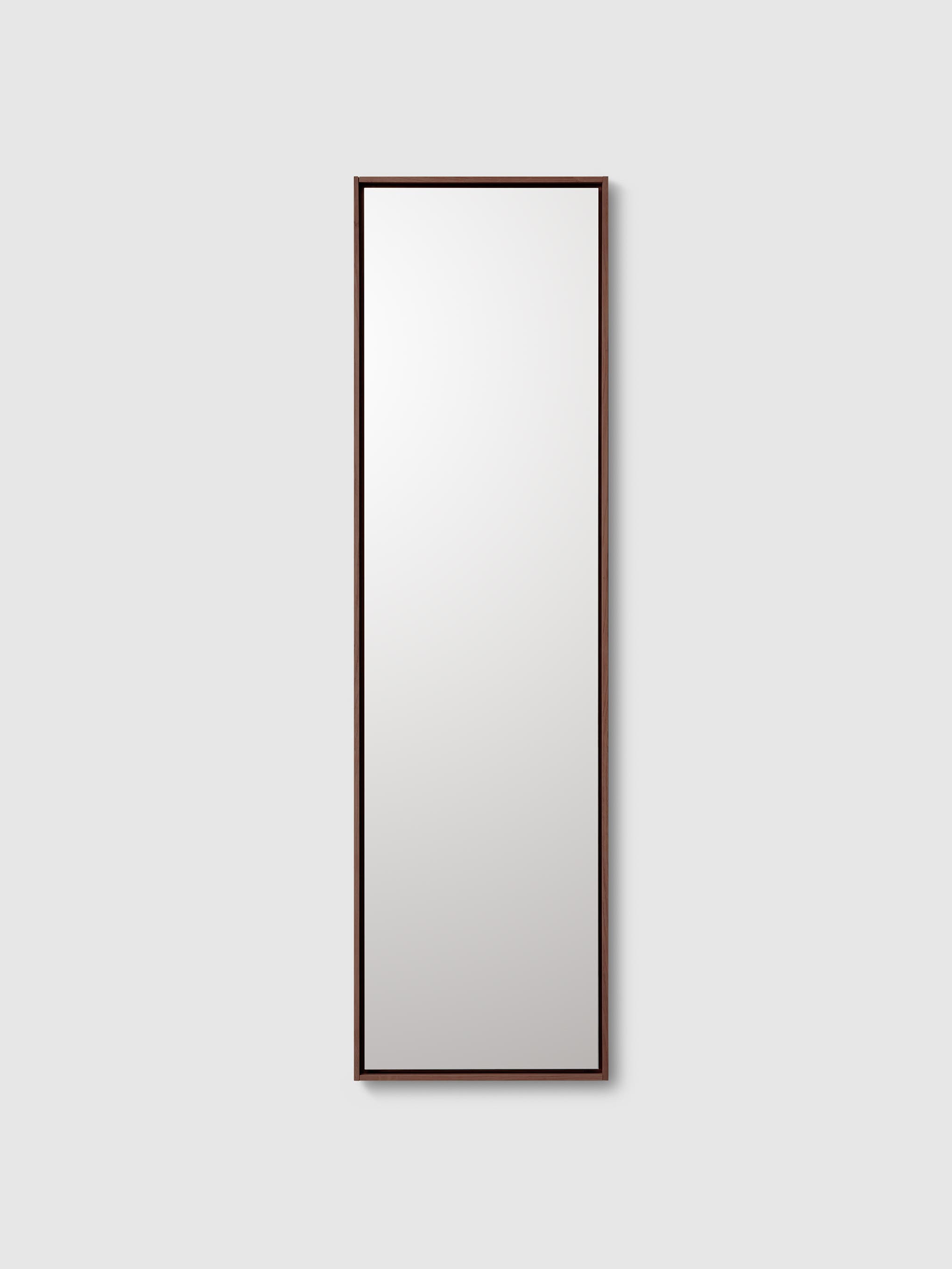 M7/163x45 - Walnut Wood